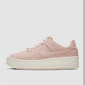 Nike Air Force 1 Sage Low Suede “Particle Beige” Women’s Size 9.5, platform snea